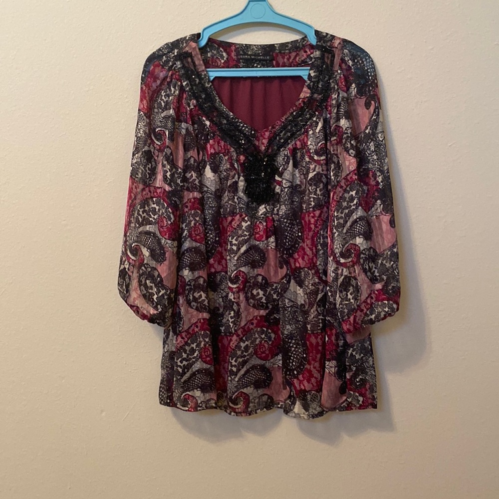Cute blouse, pink and black and white